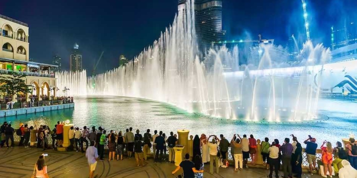 Experience the Best of Dubai: A 5-Day Group Tour